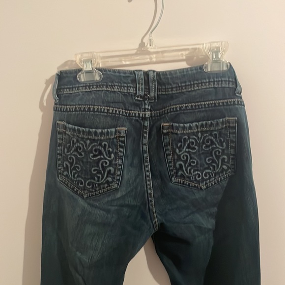 Denver Hayes Low Rise Bootcut Skinny Jeans with Pocket Details - Picture 5 of 5